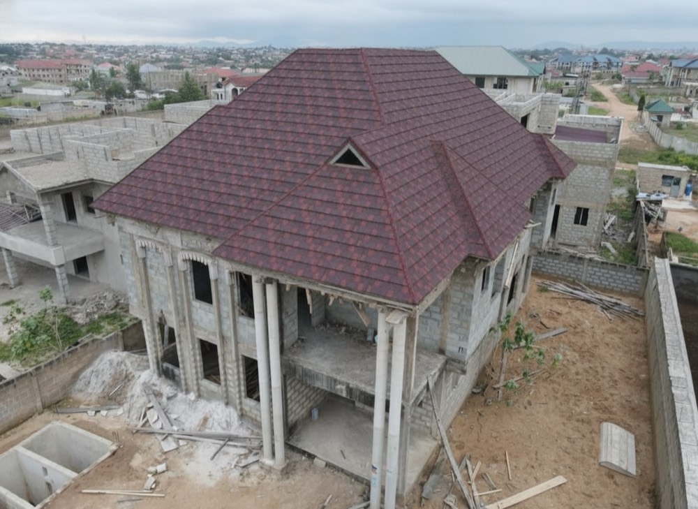 Grey shingle roof